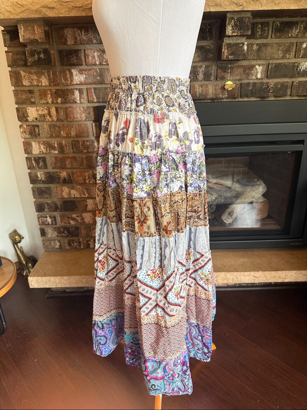 FOREVER 21 Vintage 100% cotton prairie style skirt. Raw hemmed contrasting fabri - Picture 3 of 5
